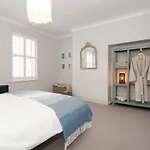Strawberry Dale Victorian Terrace Hotel